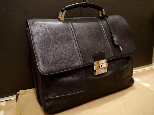 美品18万◆LANVIN ランバン メンズ A4対応ビジネス可 レザー ブリーフケース トート バッグ 黒◆スタイリッシュな印象のファーストライン♪