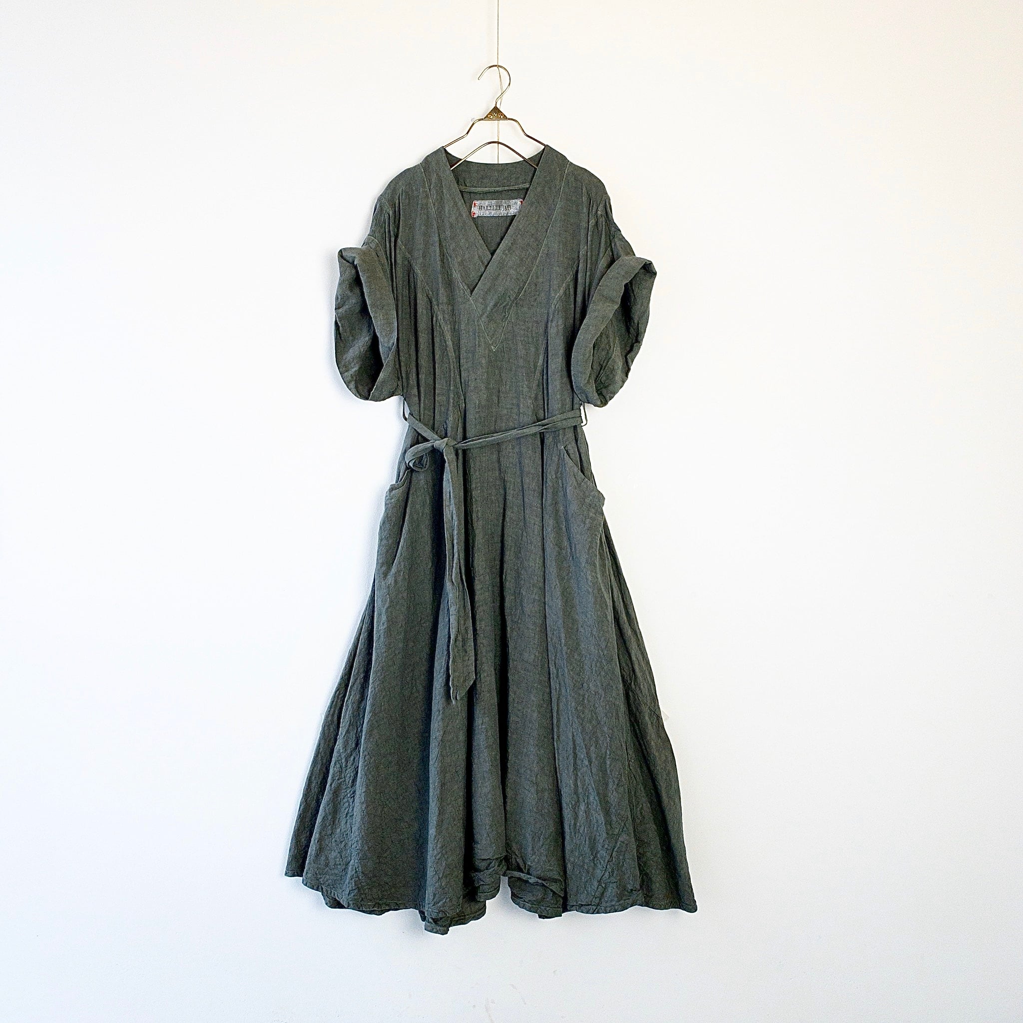 Hallelujah ハレルヤ 侍者のローブ 38 フレンチリネン ワンピース Hallelujah ハレルヤ 侍者のローブ 38 フレンチリネン ワンピース