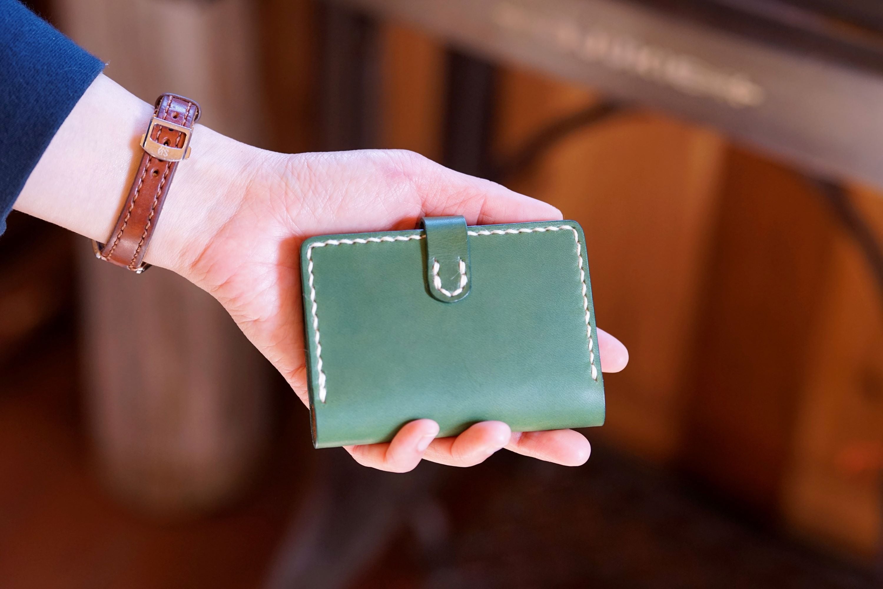 カードケース/20枚収納レフィル付（グリーン） | 革細工と