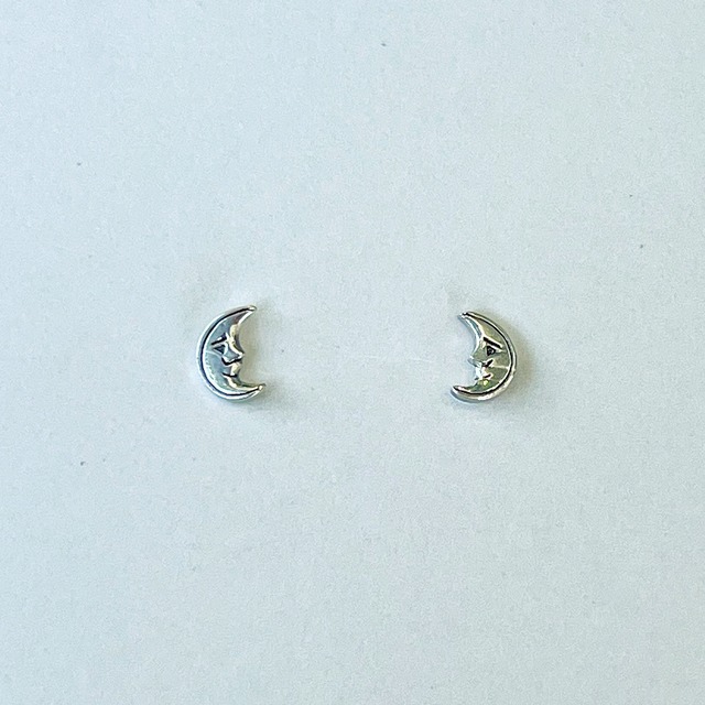 三日月 ハンサム おじさん スタッドピアス 月星　ムーン