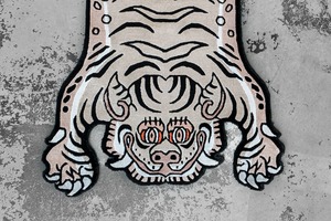 Tibetan Tiger Rug 《Sサイズ•シルク・オリジナル2・ナチュラルサンド287》チベタンタイガーラグ