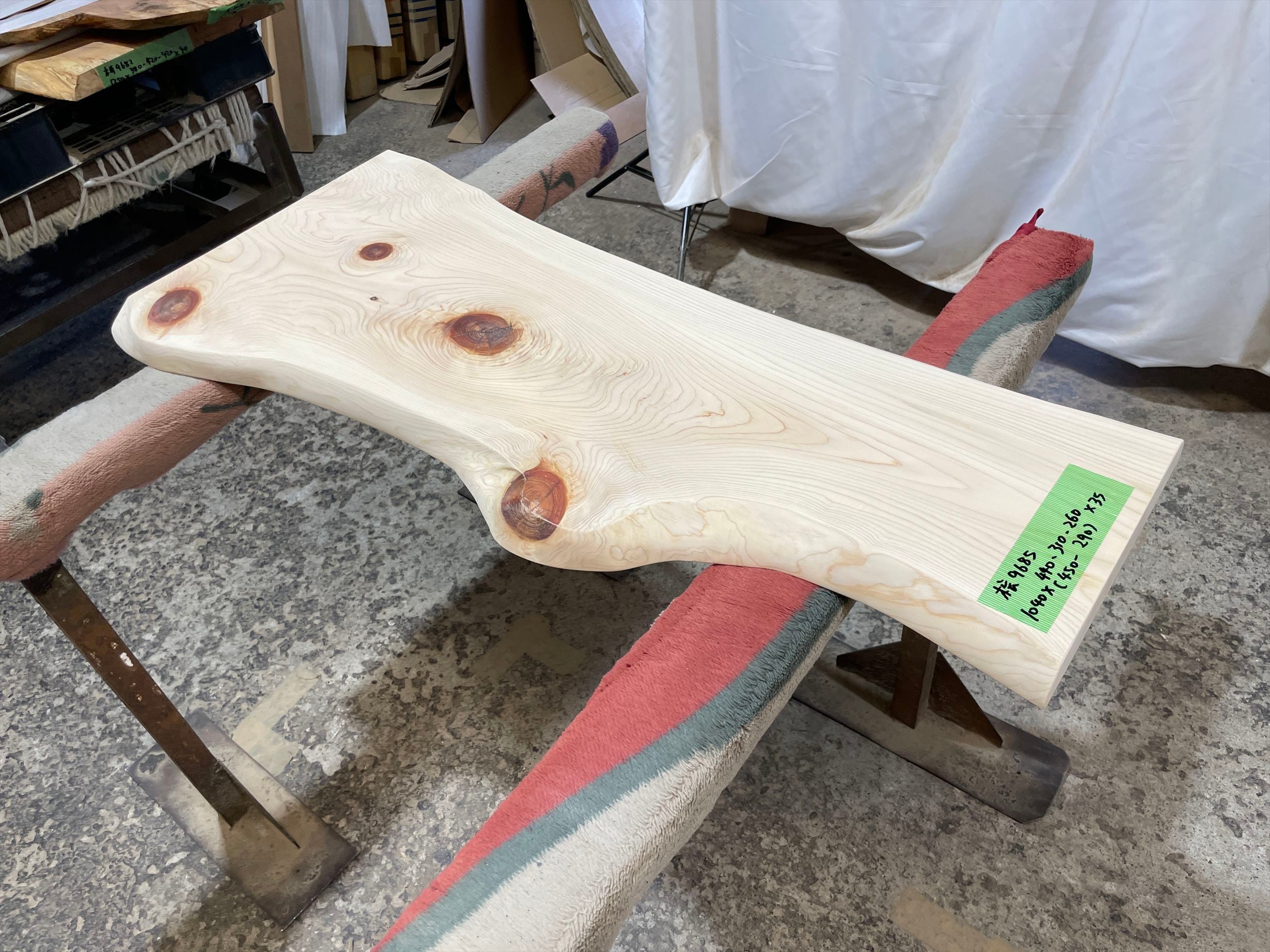 桧9685 一枚板無垢 乾燥材 1040x440-310-260x35mm 棚 テレビ台 カウンター ローテーブル センターテーブル 窓台 檜 ひのき