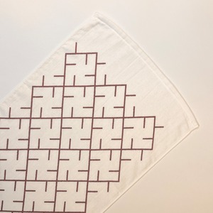 朱子タオル　＃卍柄(桑の実色)