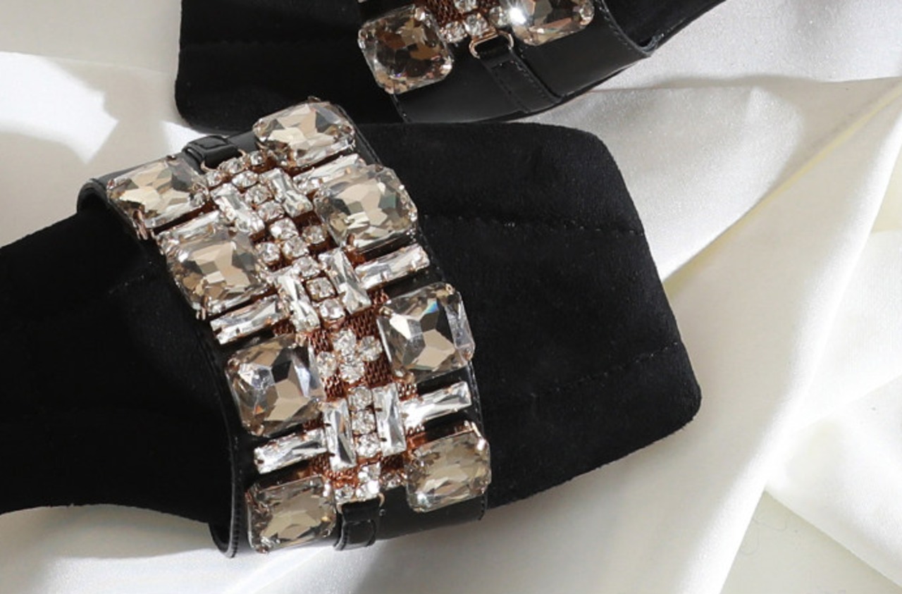 ラインストーンストラップサンダル