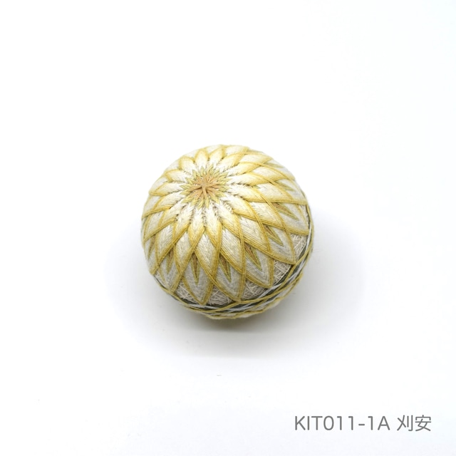 手まりキット「交差花」（テキストあり）_KIT024-1