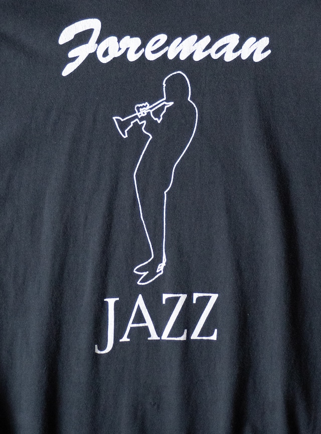 "Foreman" used Local jazz band t-shirt