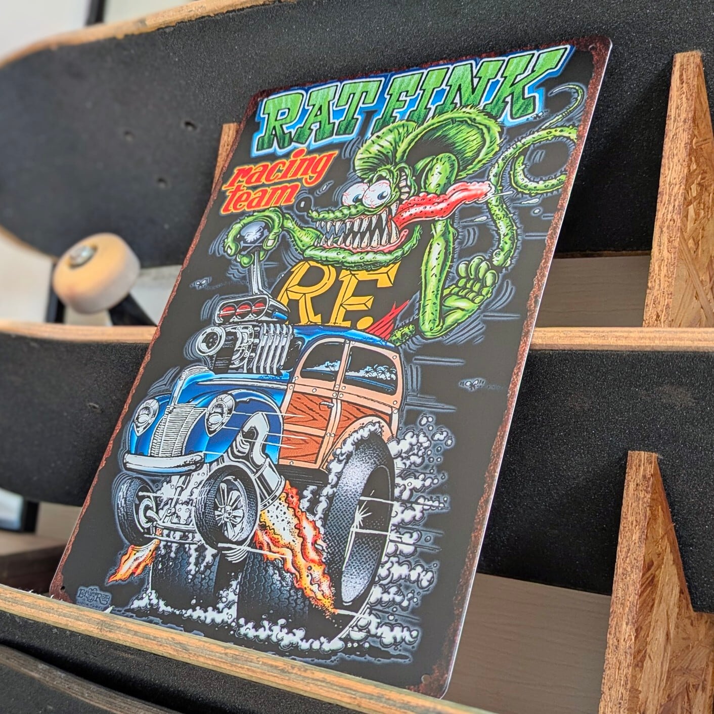 送料無料!ちょうどいいブリキ看板 【 RAT FINK ( ラットフィンク ) 】 『 racingteam 』METAL SIGN / メタルサイン / ブリキ看板 / サインボード / ビンテージ加工〚アメリカン雑貨 アメトイ〛