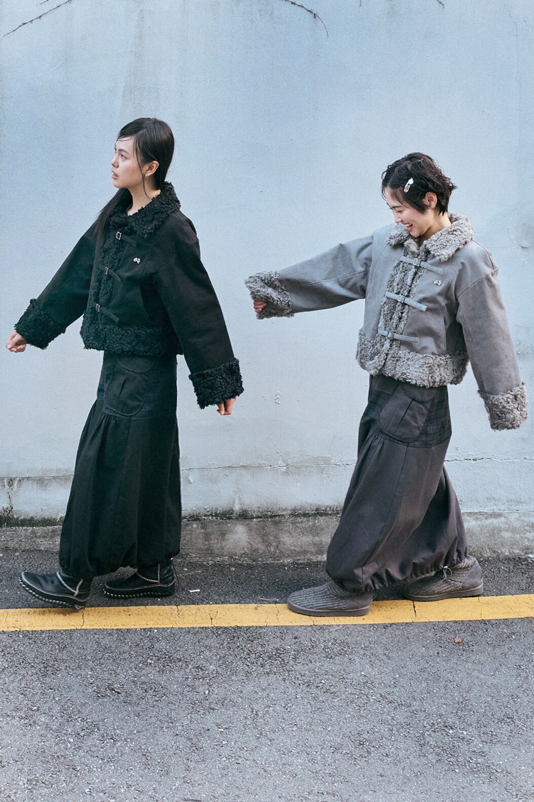 hug your skin] Shearing fur jacket (Black) 正規品 韓国ブランド