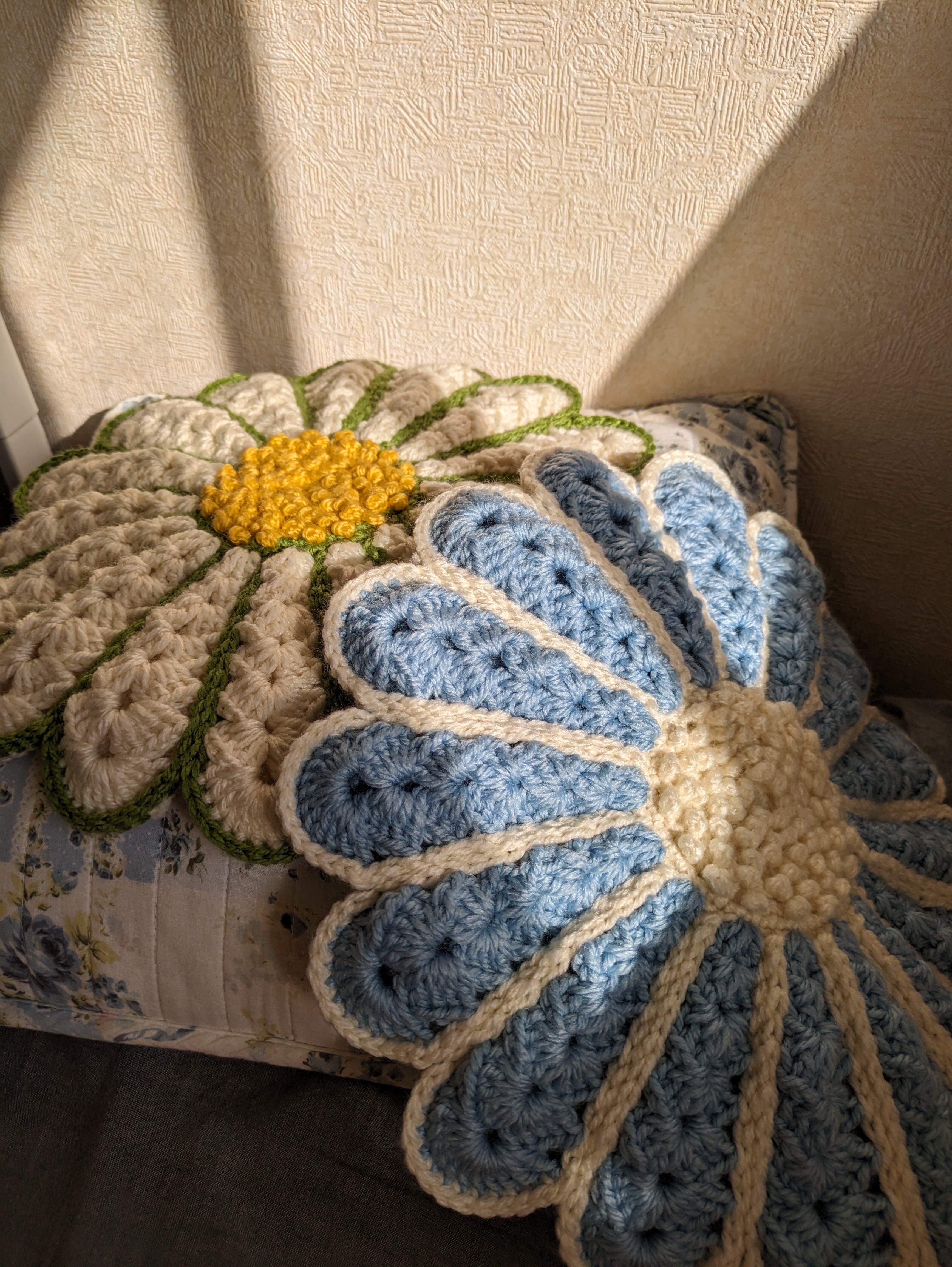 手編みレトロマーガレット座布団 | Pay ID