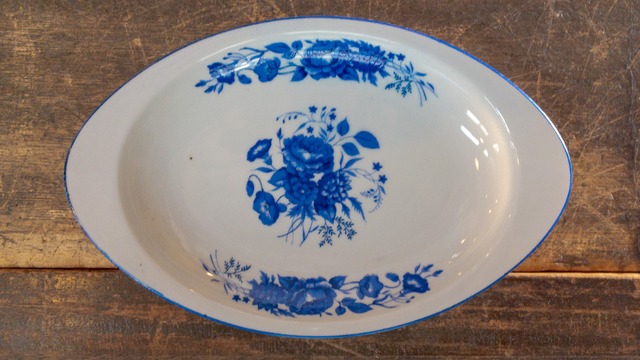 昭和な青い薔薇のカレー皿