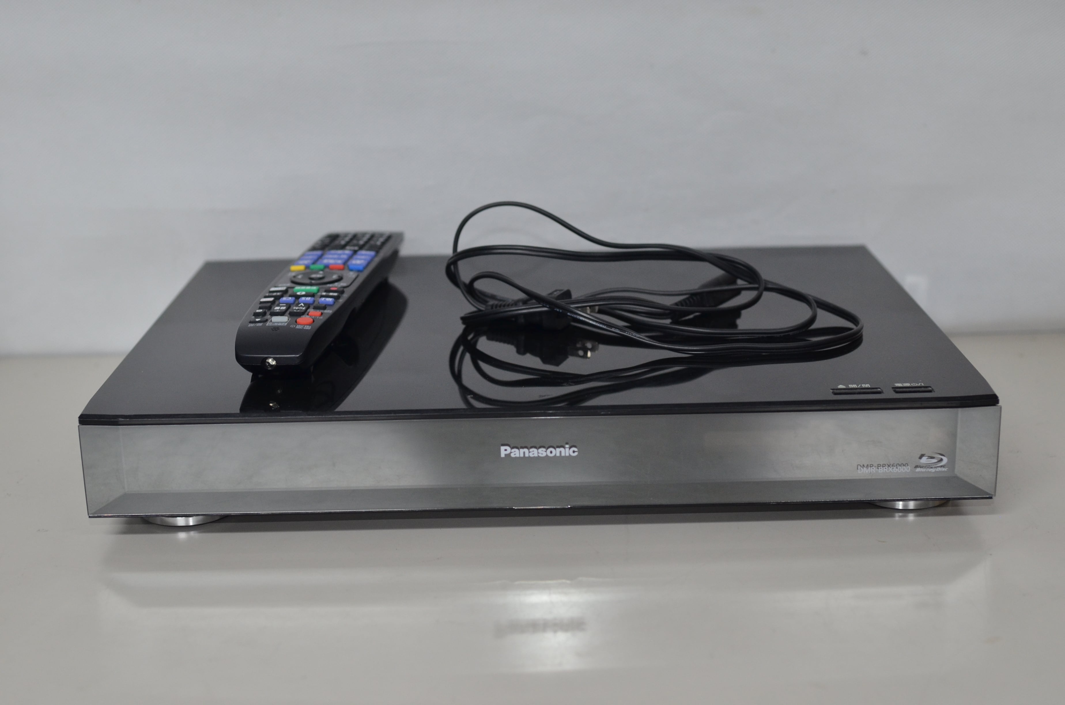 中古良品 パナソニック ブルーレイディーガ DMR-BRX6000 