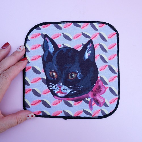 ナタリー・レテ　miniハンドタオル黒猫