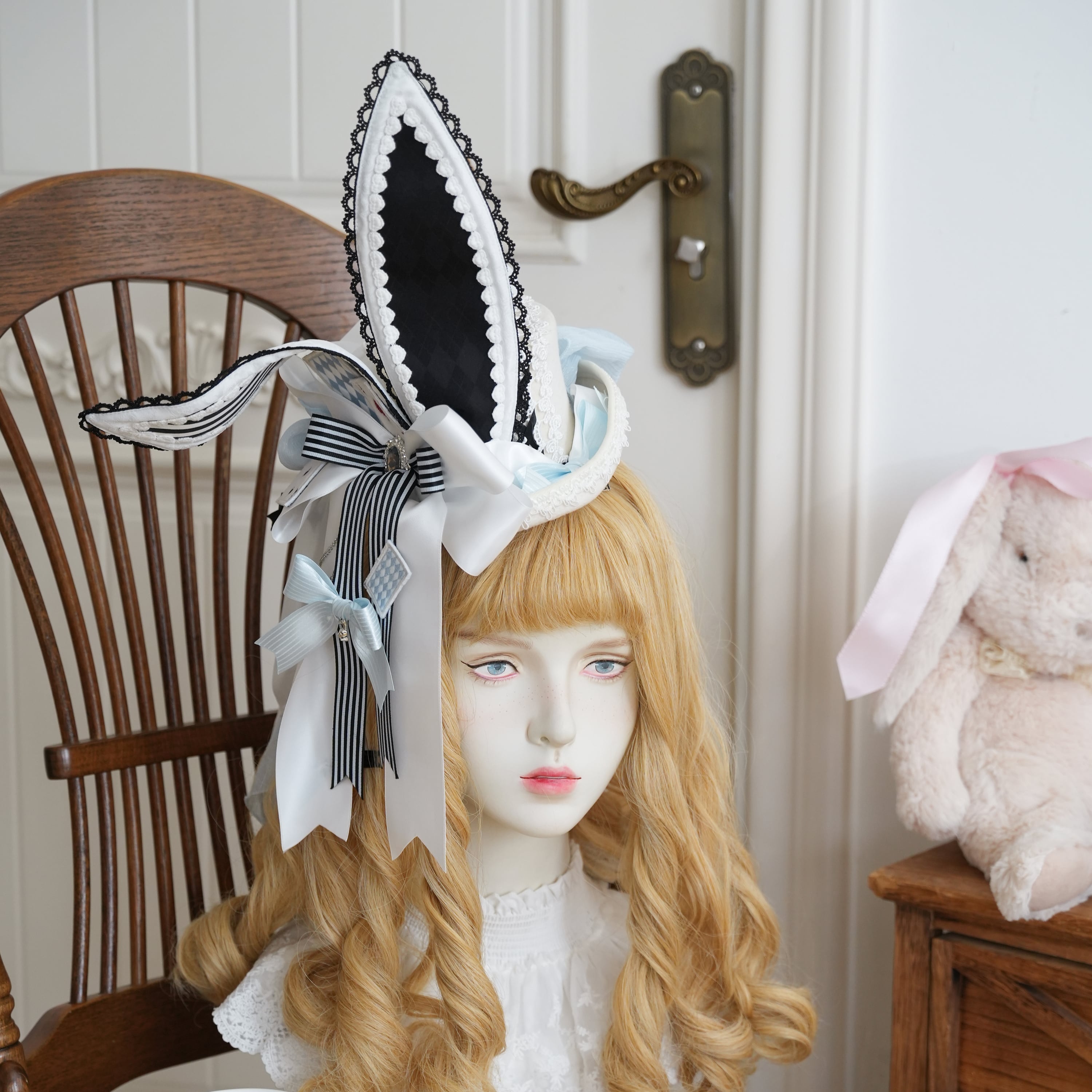 星箱works ラ・ダリア・ノワール　クラシカルフェザーハット ラ・ダリア・ノワール クラシカルフェザーハット | HoshibakoWorks