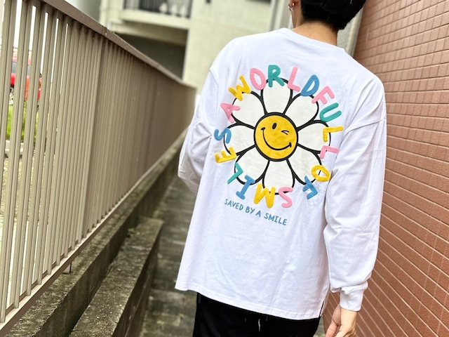 立体バックプリント スマイル&フラワーデザイン長袖Tシャツ　WHITE