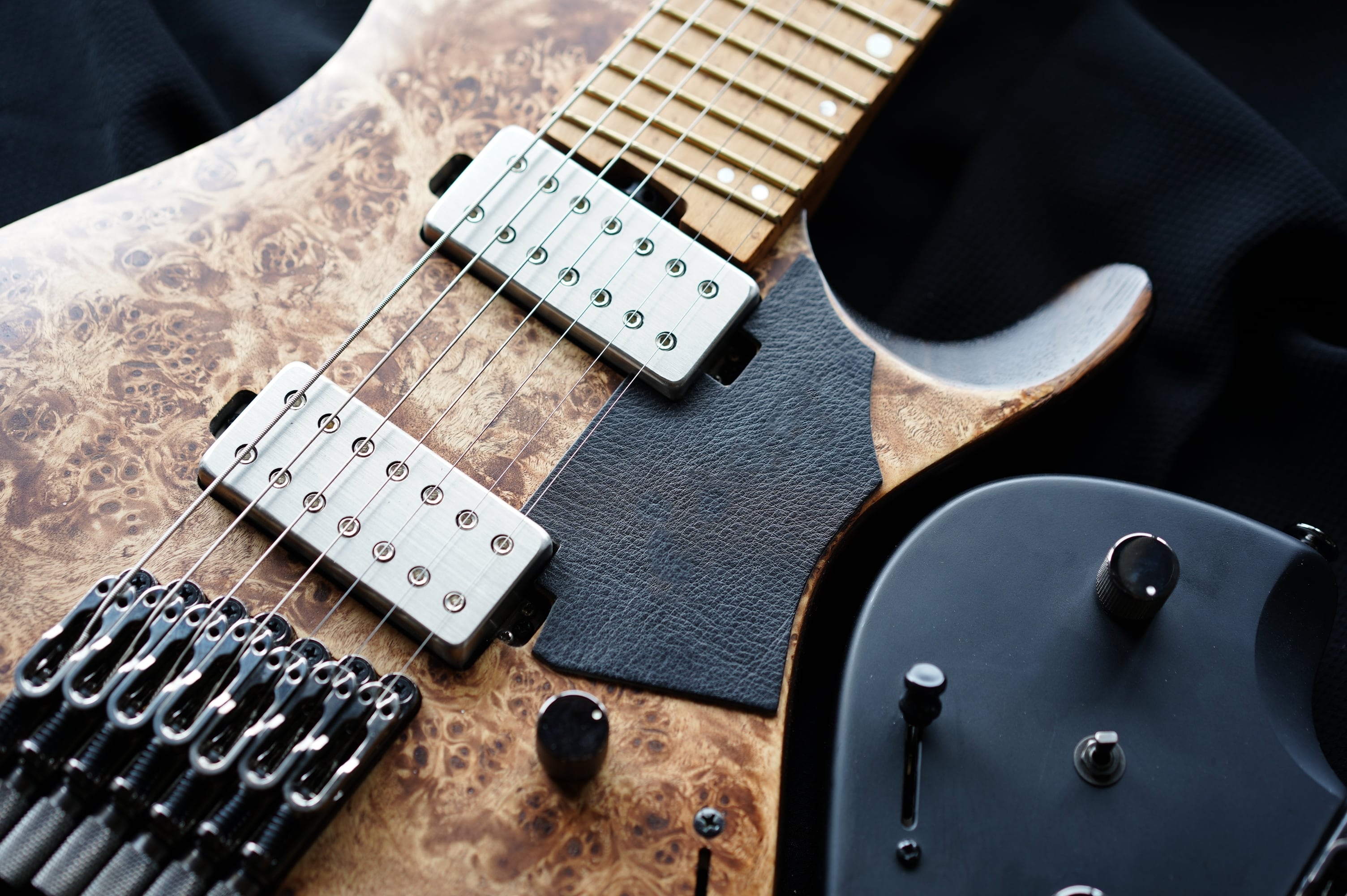 Ibanez Q レザー ピックガード Q52 QX52 QX527 ヘッドレスギター
