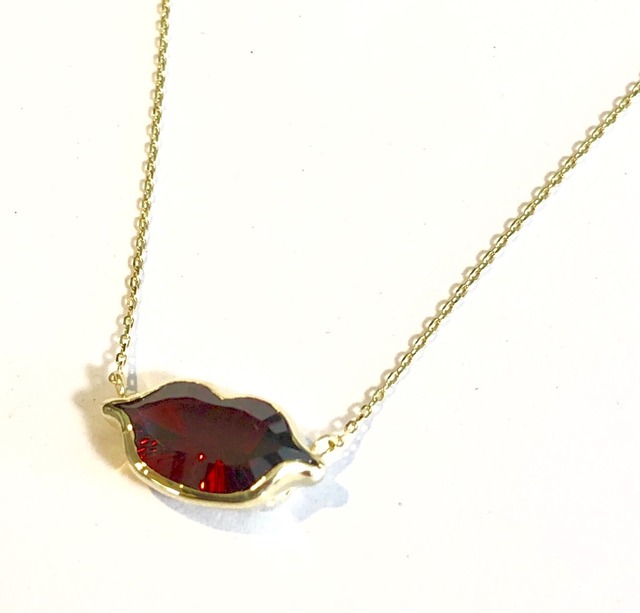 【受注生産】K10　GARNET LIP NECKLACE