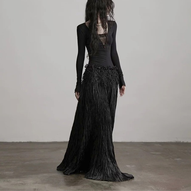 V-neck lace bead top C1264