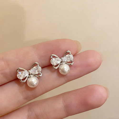 ZJきらめく結びリボンピアス