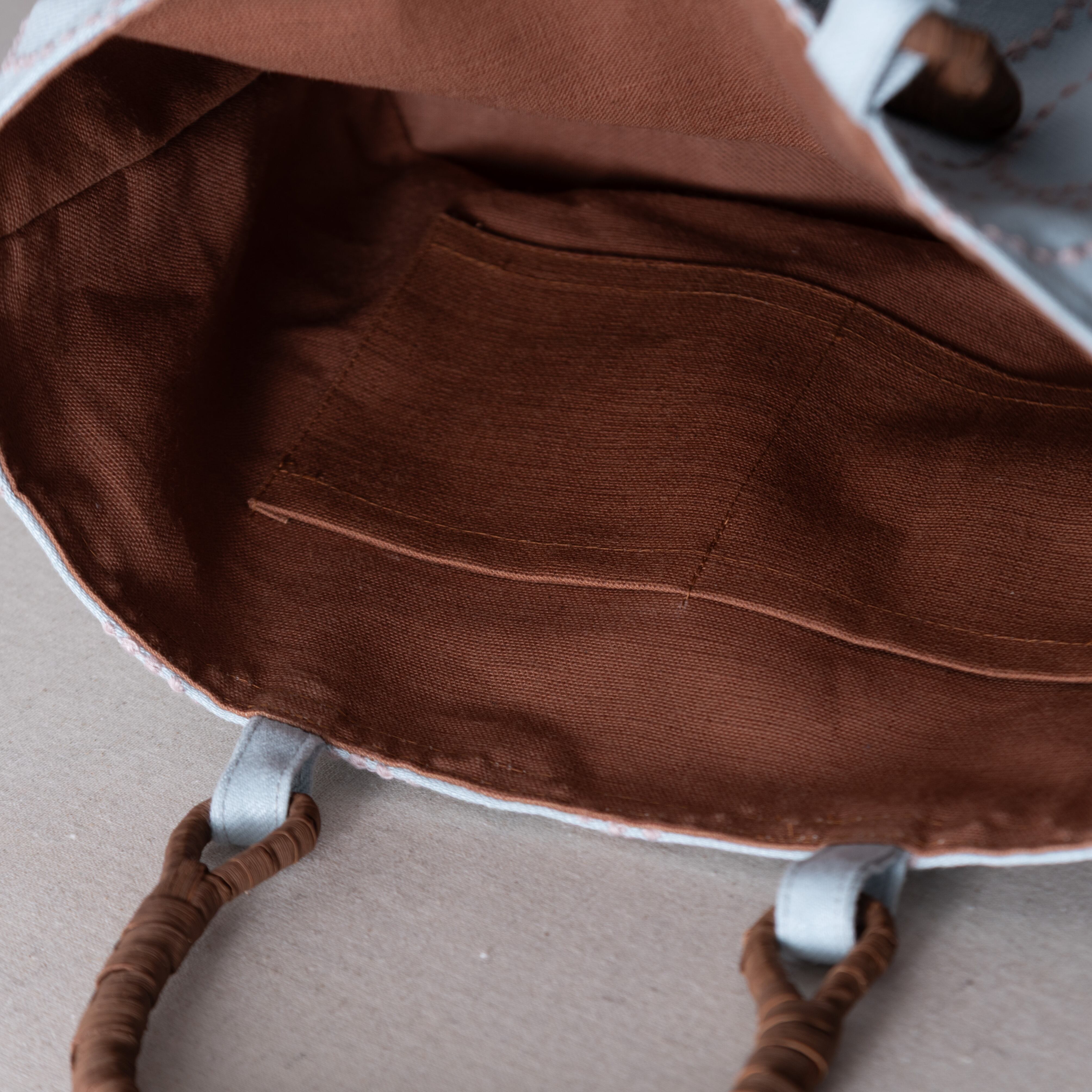 minä perhonen×linen |やまぶどうのトートバッグ | タンバリン | ミナ