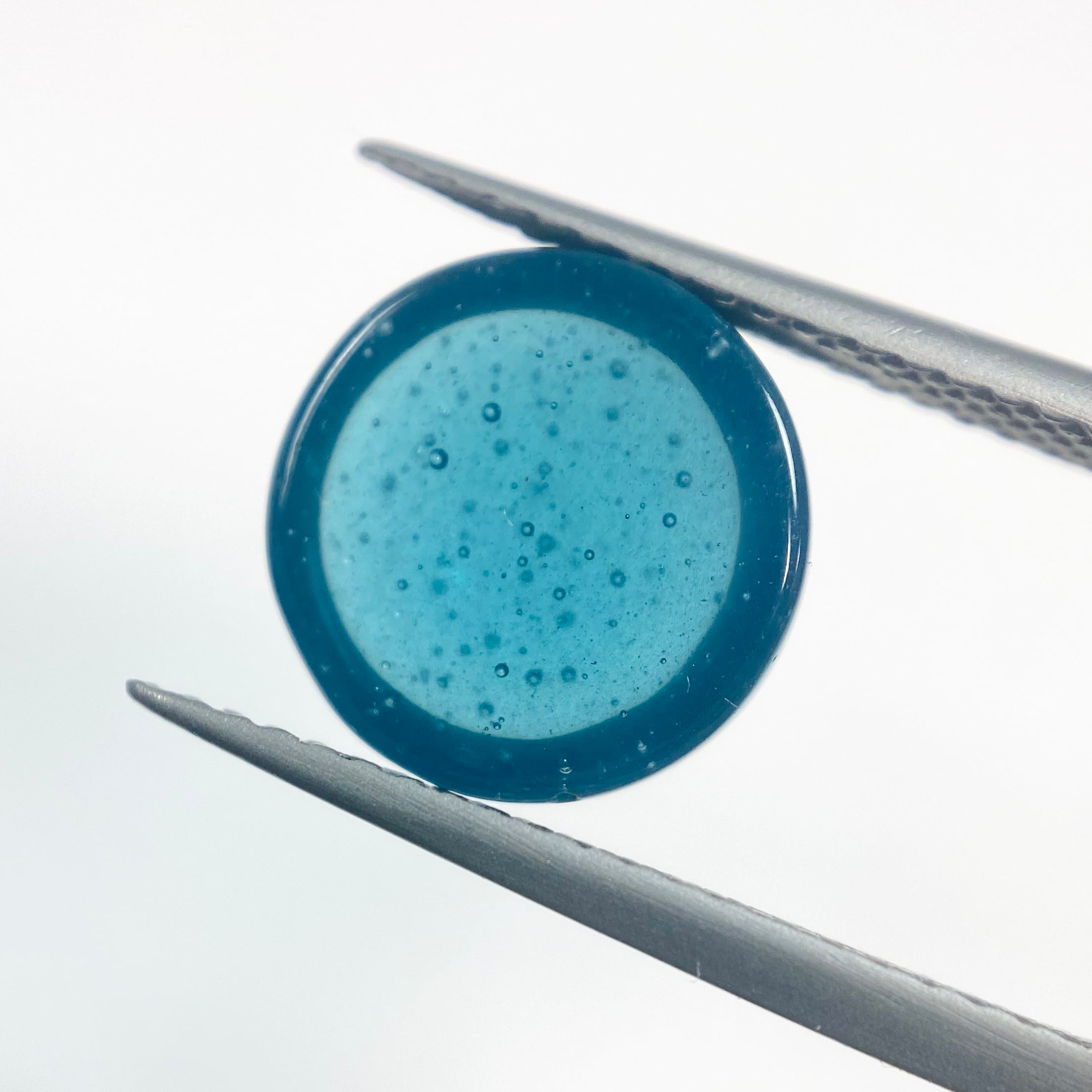 人と地球のコラボアート スウェディッシュブルー 3