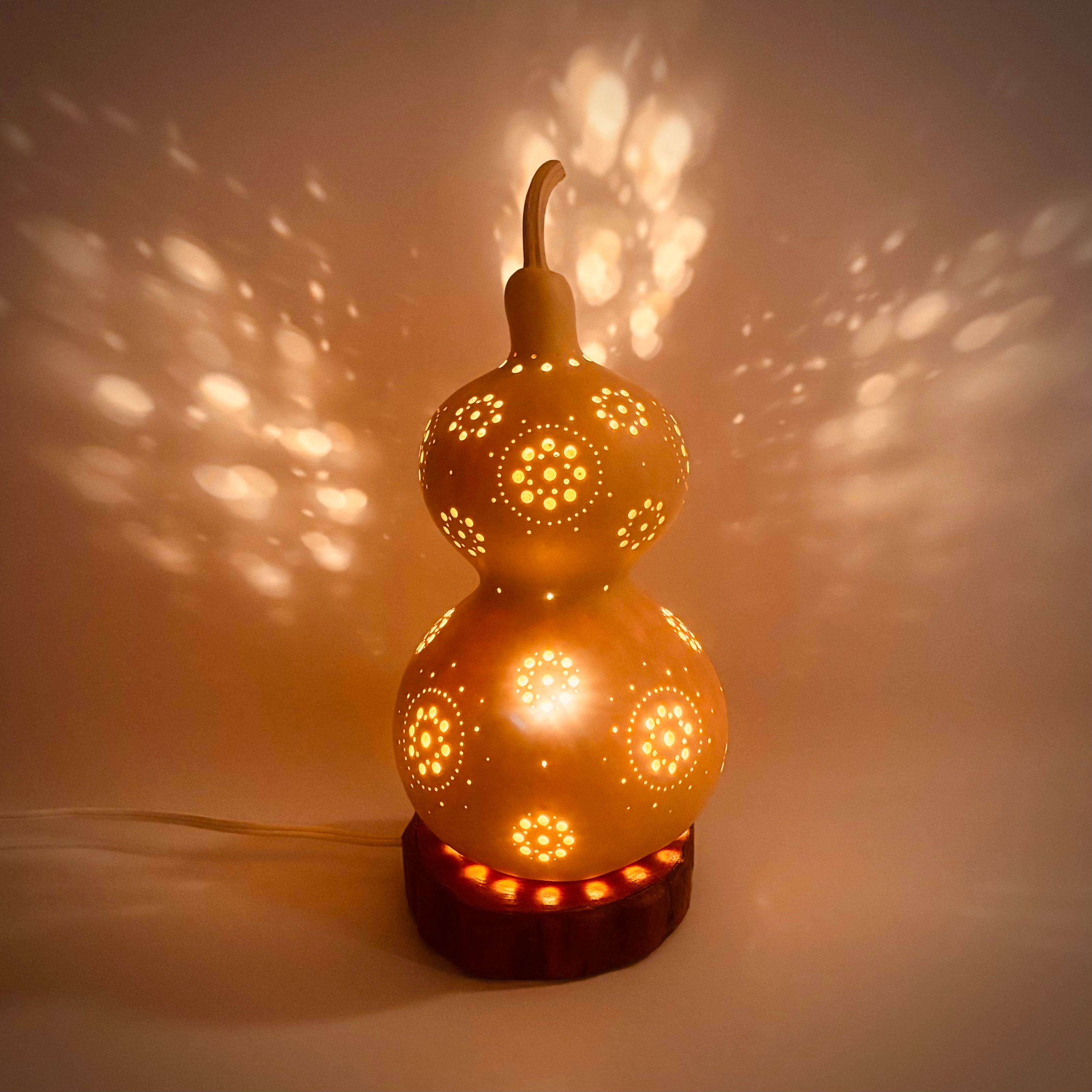 ひょうたんランプ ひょうたん ランプの通販 | iichi 日々の暮らしを心地よくする