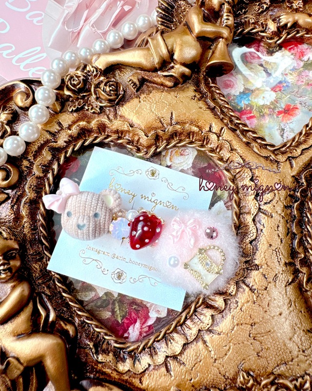 くまいちごヘアクリップ【AW-HC-31】