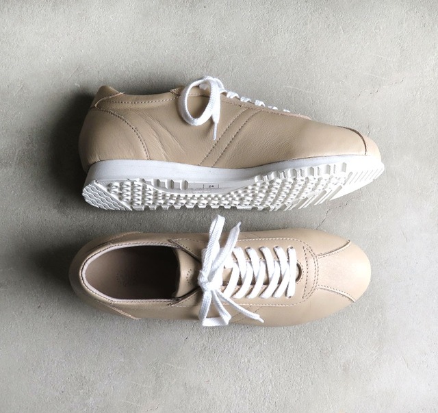 【ナチュラルカラー】クラシックなデザインと本革の上質感！EMAのスニーカー/ALLベージュ