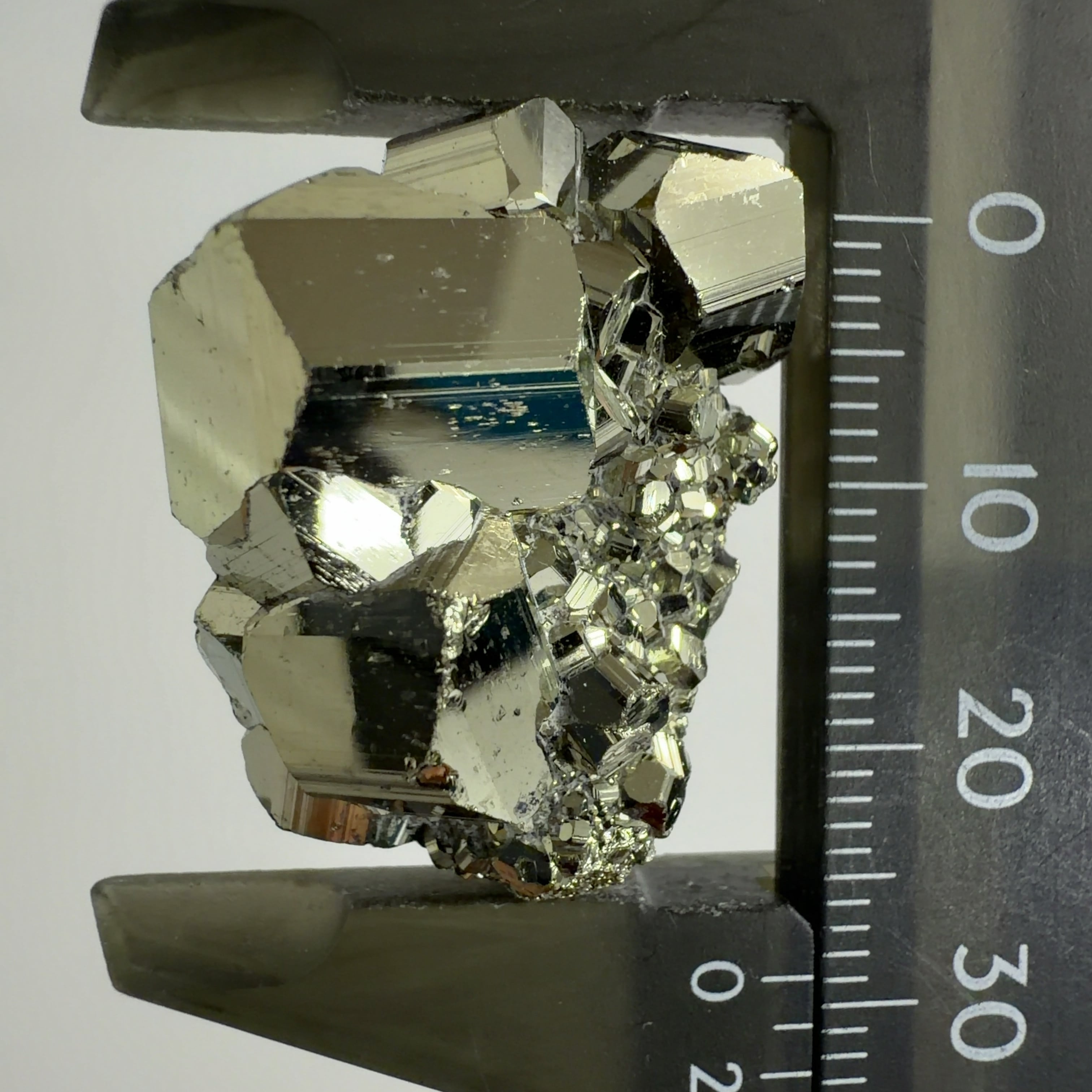 ⭐パイライト（黄鉄鉱） | クリスタル・ワールド御徒町店