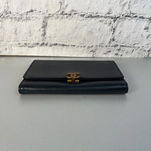 CHANEL シャネル ココマーク  キャビアスキン 二つ折り財布 ブラック A-8689