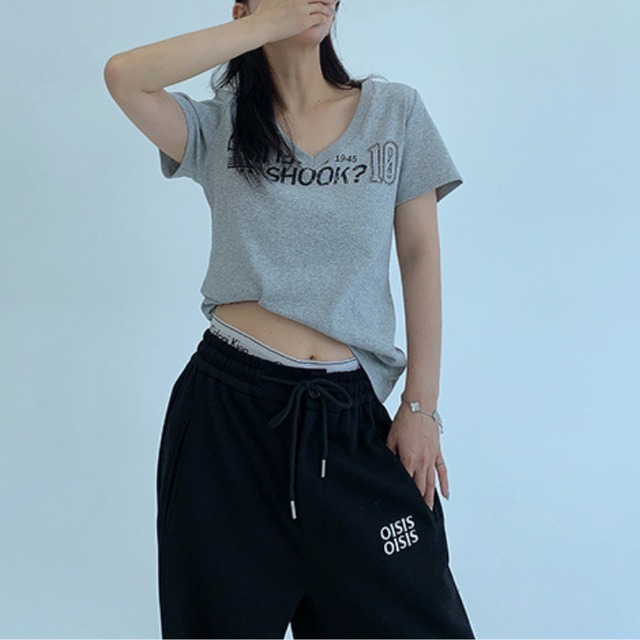 V-neck logo print short sleeve tee　Vネックロゴプリント半袖ティー　J1206