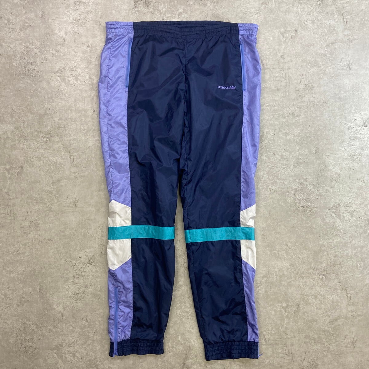 【N79】90s adidas トラックパンツトレフォイル刺繍ロゴ紺ヴィンテージ 90s adidasアディダス トレフォイル ロゴ刺繍 トラックパンツ 紺×白