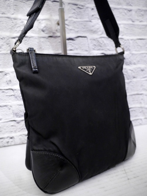 美品◆PRADA プラダ ユニセックス ナイロンxレザー クロスボディ ショルダー バッグ トート バッグ 黒◆ クロスボディ仕様の定番モデル♪