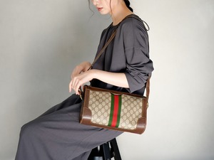 GUCCI グッチ シェリーライン ショルダーバッグ