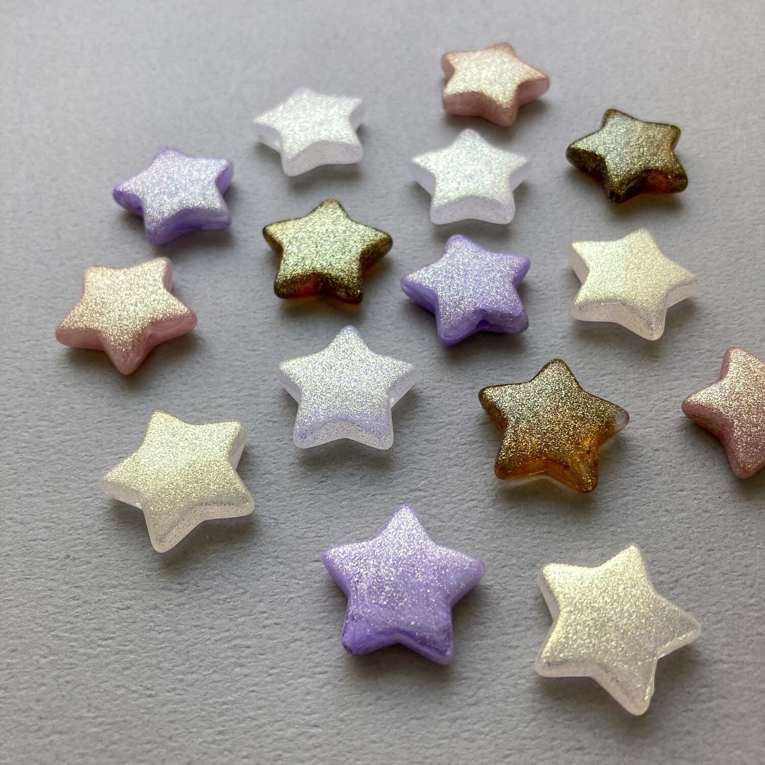 再入荷〉表面ザラザラゴールドラメ星ビーズ M（19mm） | Dua