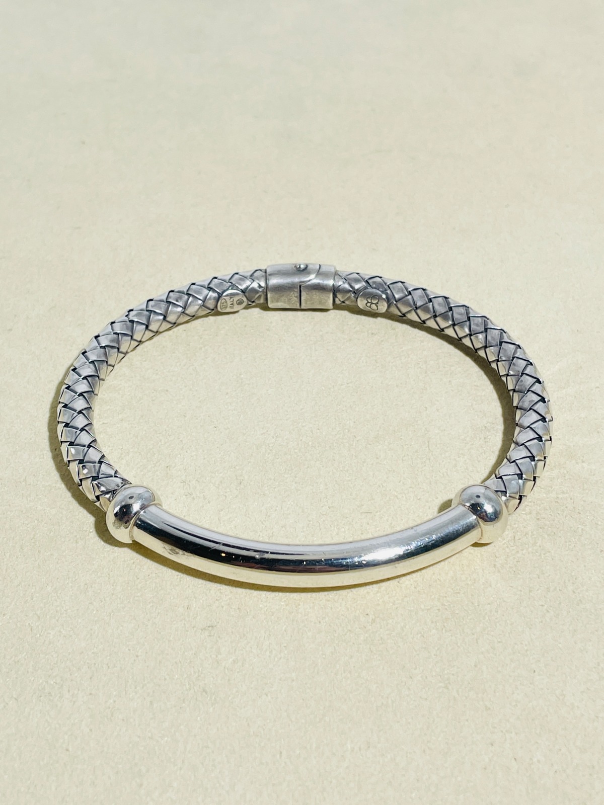 Intrecciato Woven Bangle -BOTTEGA VENETA- | Tender Records