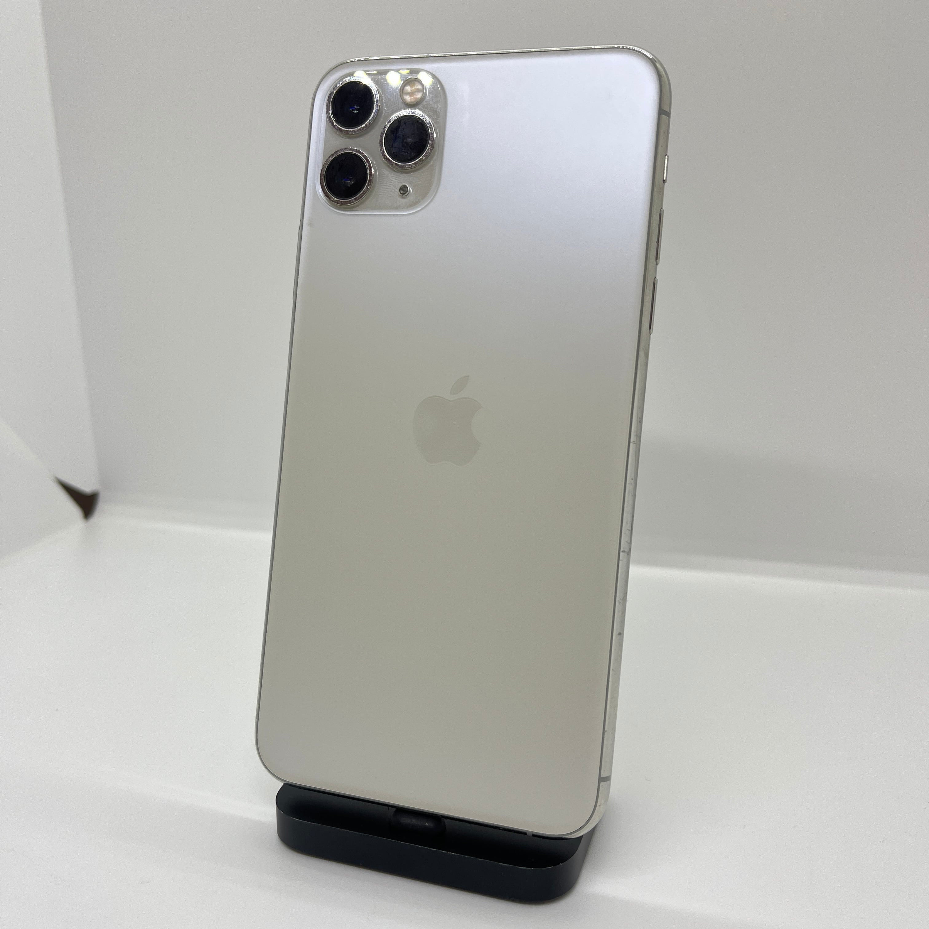 バッテリー最大容量100％】iPhone12Pro 256GB シルバー【SIMロック解除