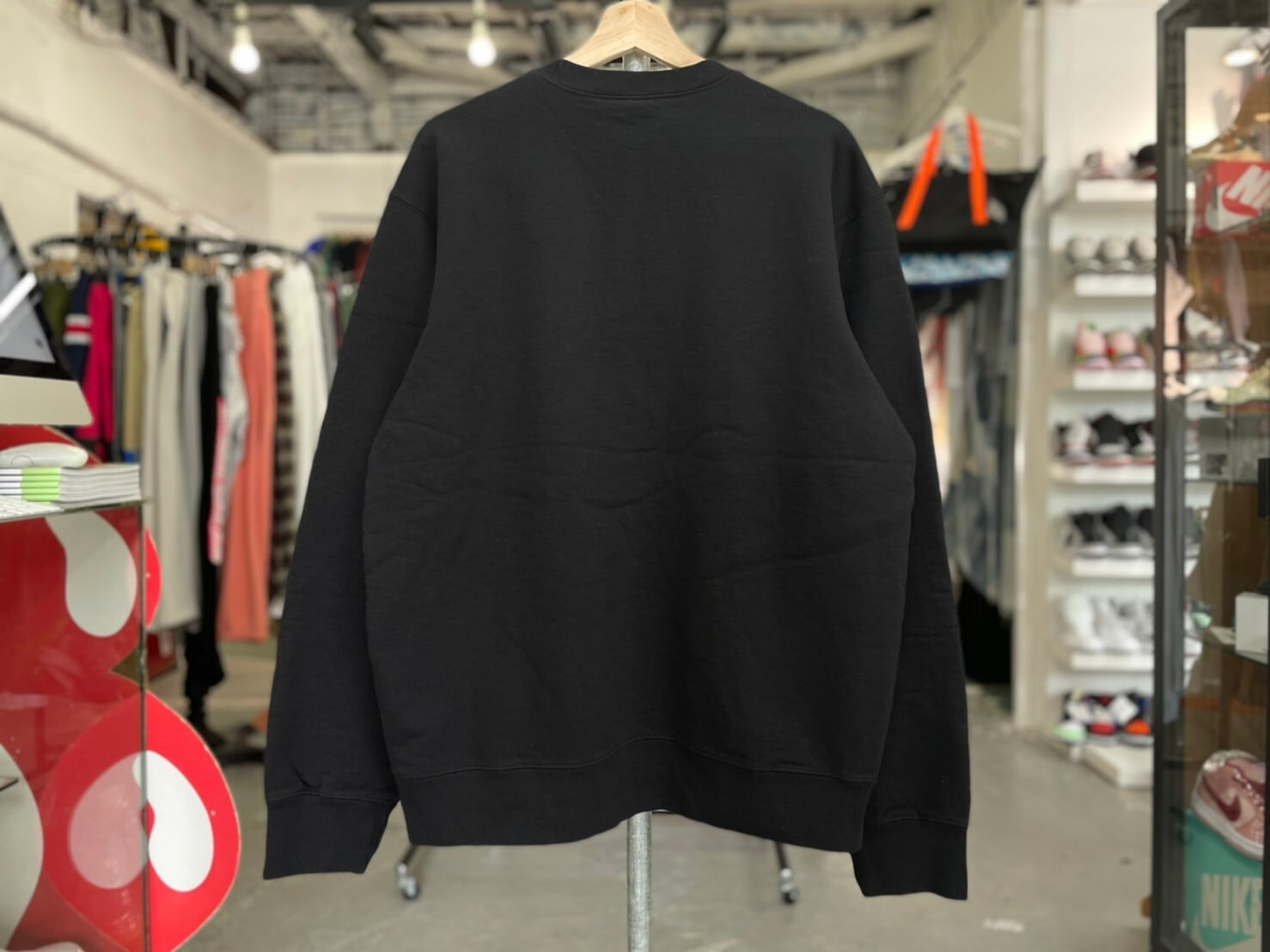 Supreme CUTOUT LOGO CREWNECK BLACK XL 120KF6313 | BRAND BUYERS OSAKA 