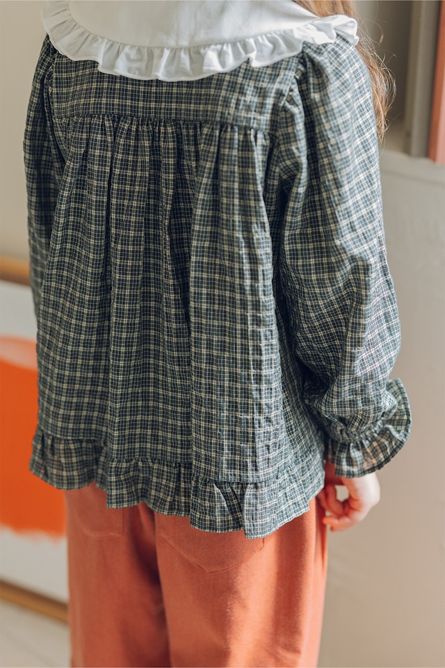 ラウンド襟ヘムフリルブラウス〈Black check〉