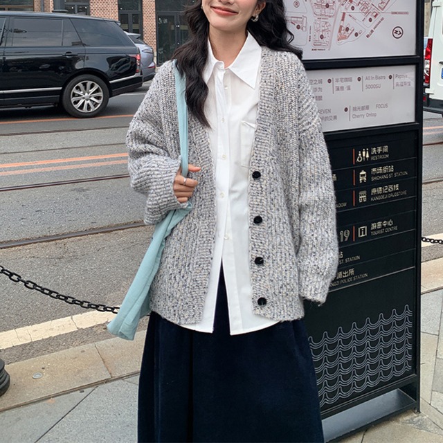 v-neck knit cardigan　J00170