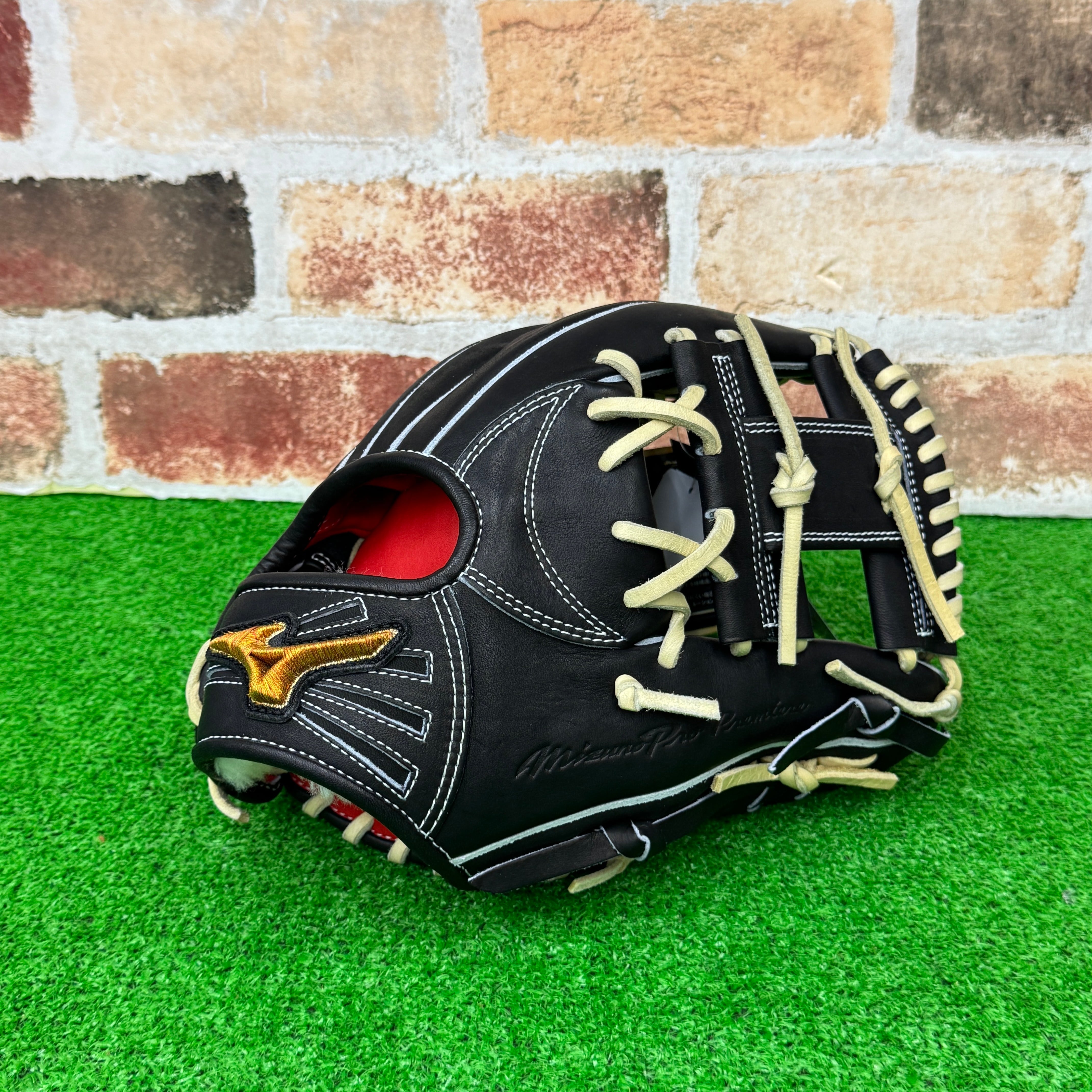 こ*ん様 硬式用グローブ　内野手用　バンダイスポーツ バンダイスポーツ バンスポオンラインストア