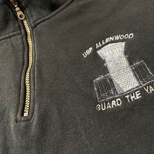 【SPORT-TEK】アレンウッド刑務所 ハーフジップ スウェット プルオーバー USP ALLENWOOD ワンポイント 刺繍ロゴ XL ビッグサイズ US古着