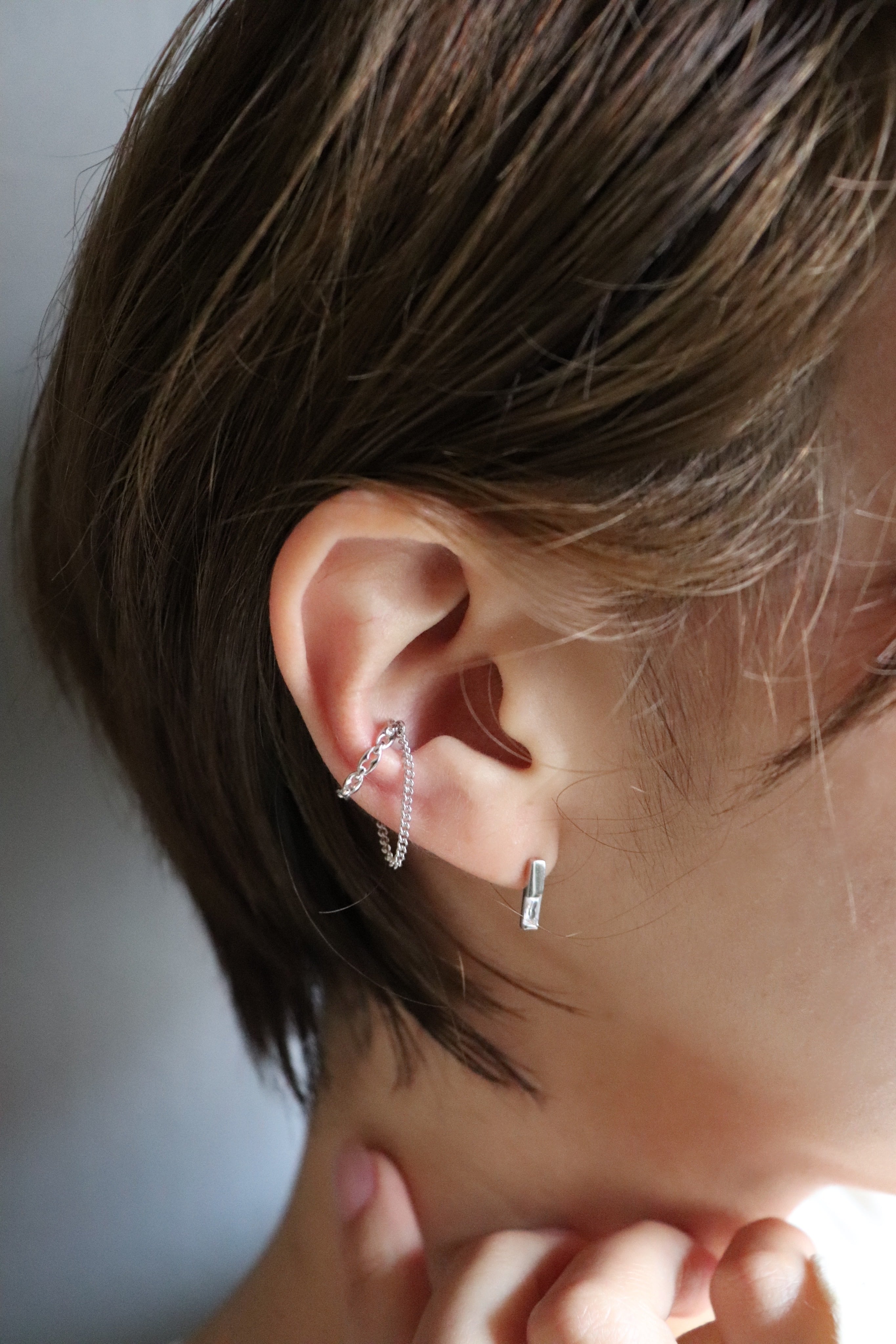 SV925doublechainearcuff