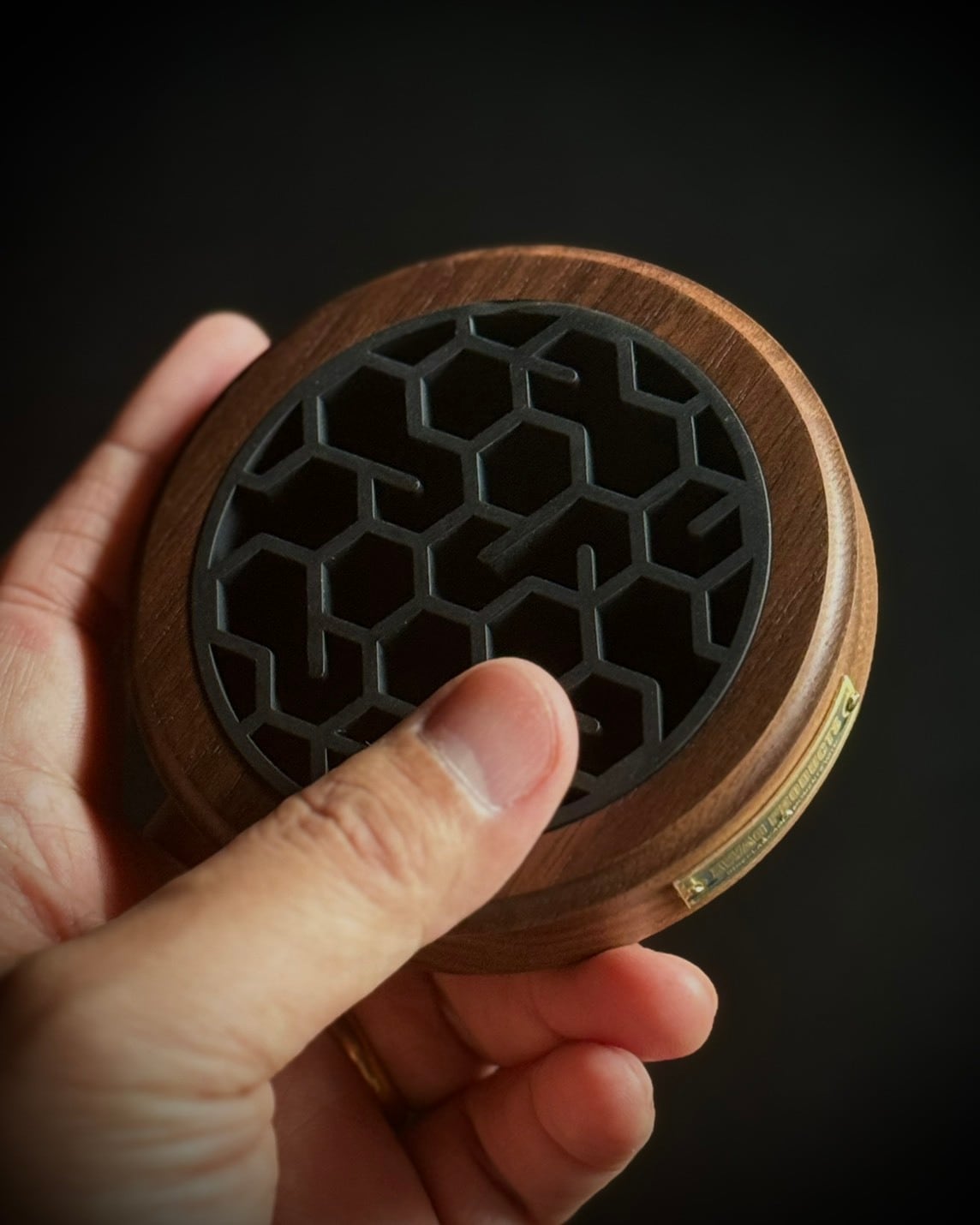 X-TAGE WALNUT ROUND S | XWAG PRODUCTS