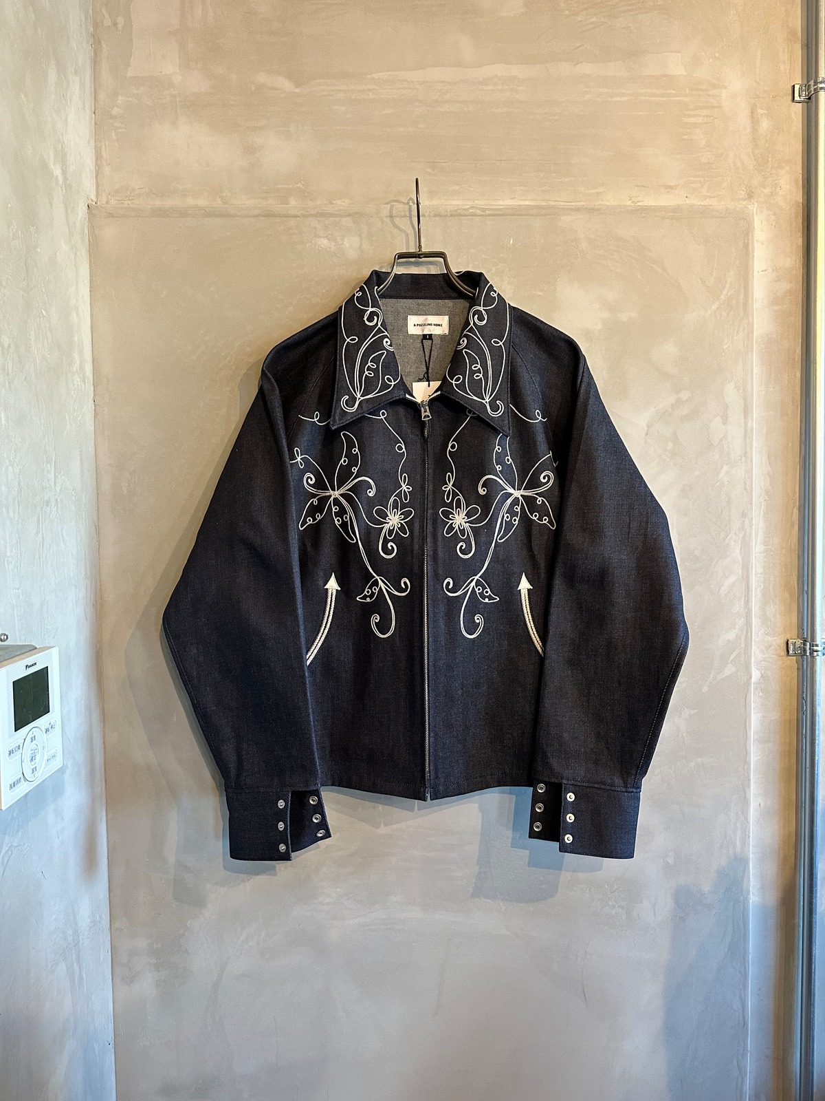 A PUZZLING HOME EMBOROIDERY WESTERN JACKET | TRACK END