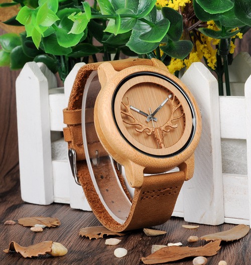 天然木製腕時計 革ベルト ウッドウォッチ ペアウォッチ 彫刻デザイン ナチュラル腕時計 エコウォッチ 軽量時計 男女兼用 環境配慮 手作り時計 鹿角デザイン