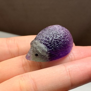 028.可愛い色合い☆フローライト ハリネズミ