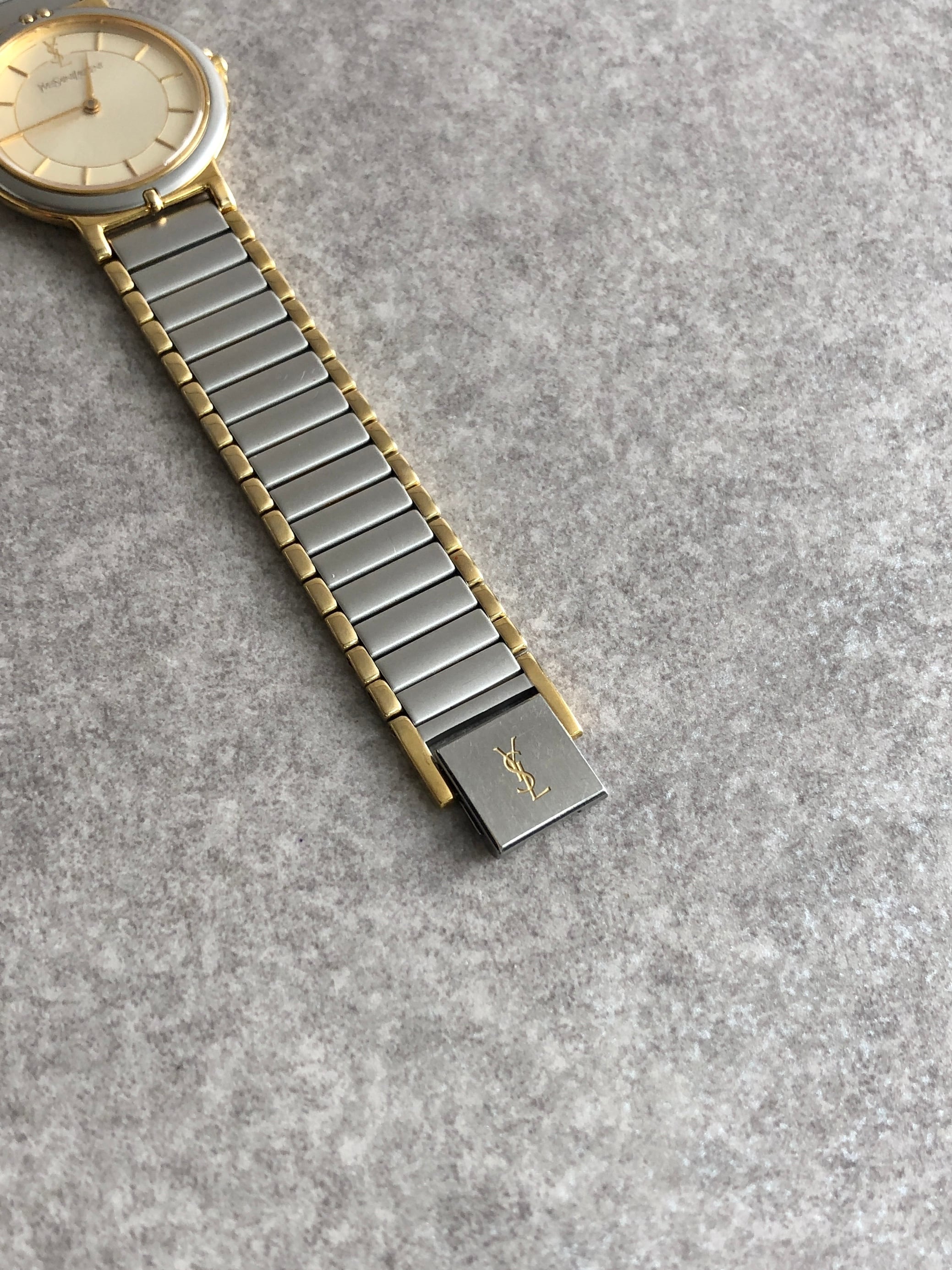 Yves Saint Laurent イヴ・サンローラン 腕時計 シルバー ステンレス