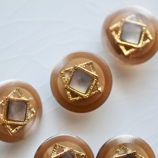 スクエア黒蝶貝×ブラウン 13㎜