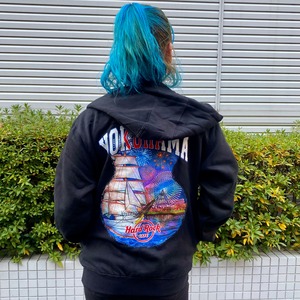 YOKOHAMA 横浜 City Hoodie Black