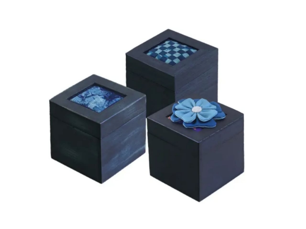 天然アロマオイル付 CUBE 阿波藍(エイジング)～癒しの aroma interior